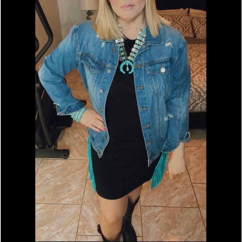 COUNTRY CONCERT? The perfect Dress Tee with Fringe by Crazy Train XL.